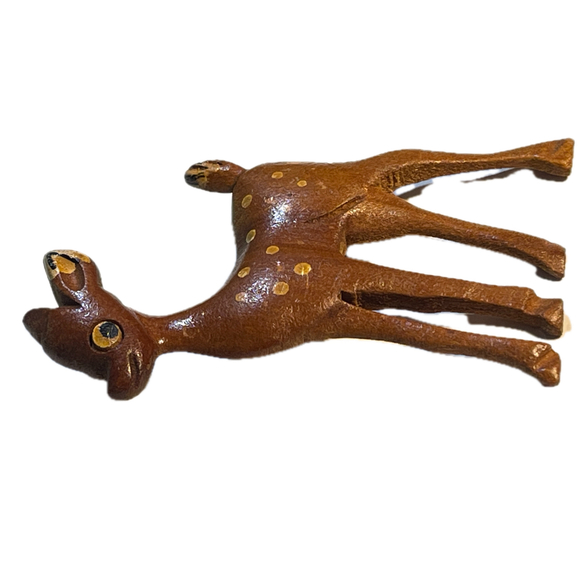 VTG 40s Hand Carved Brown Wooden Fawn Brooch 3”Lx2.5”W - Picture 9 of 11